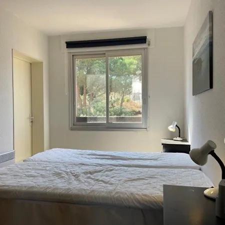 Apartment T3 Mezzanine 6p, A 300m, Parking Prive, Terrasse - Fr-1-225c-86 *